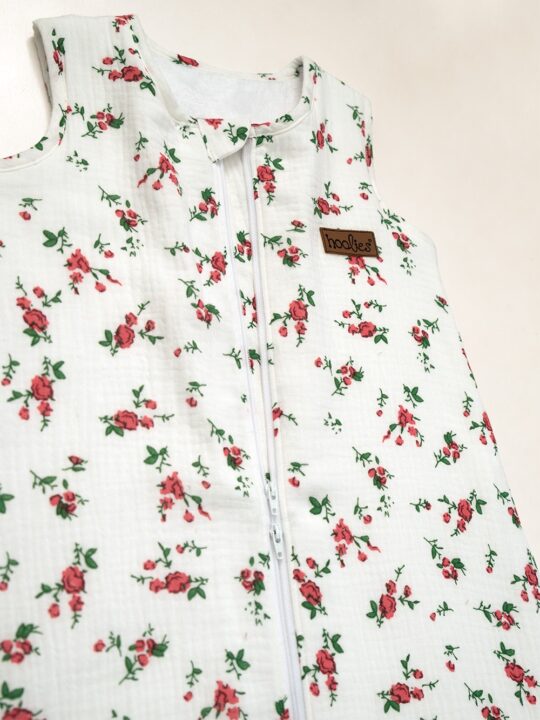 Ditsy Roses Muslin Sleep Sack Zoom 3