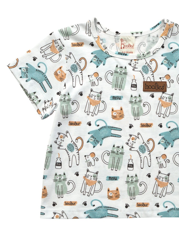 Paws and Play Set Shirt Detail