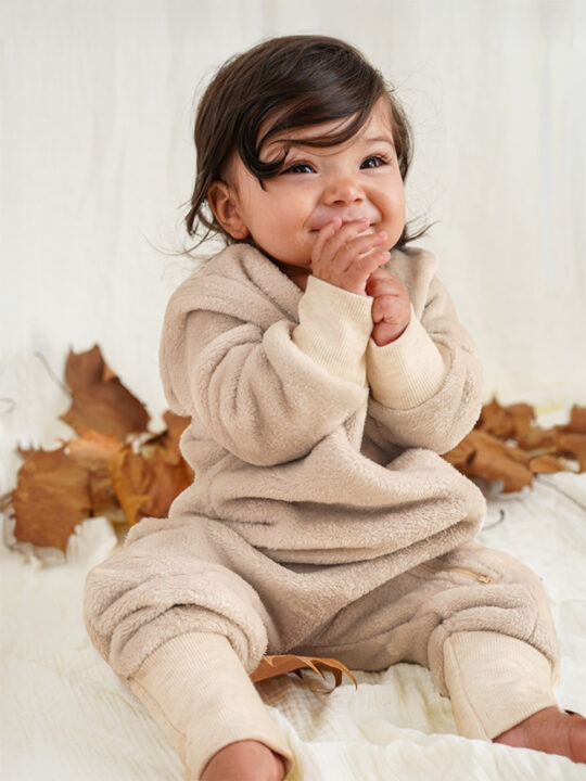 About Hoolies Children's Clothing 5 Stone Plushiegrow Model4