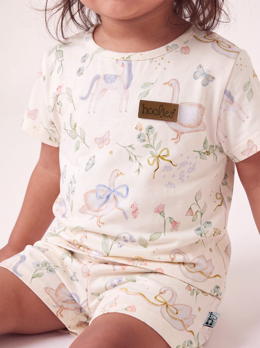 Unicorn Swans Girls Sleepwear Set Model2