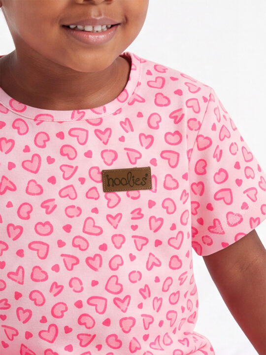 Leopard Print Hearts Girls Jammies Set Model 2