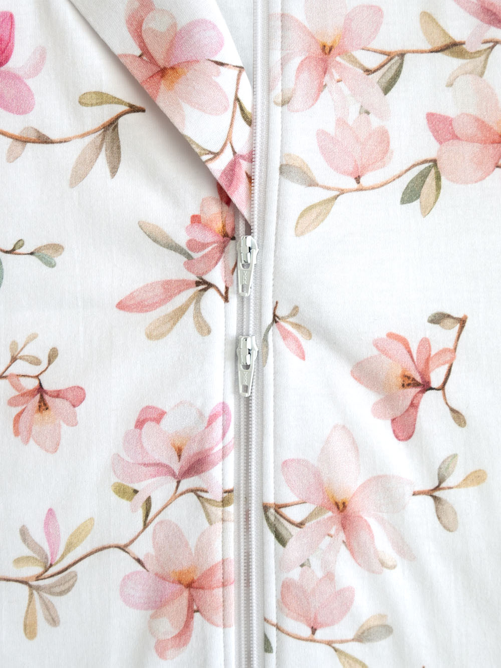 0.5 tog Dewdrop Petals Sleepsack Detail